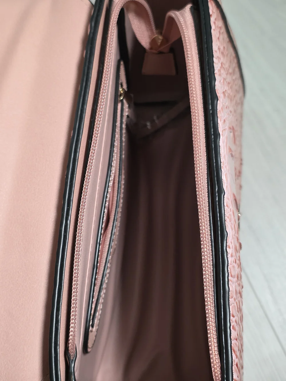 NEW Pink Croc Embossed 2-in-1 Satchel Handbag + Matching Wallet